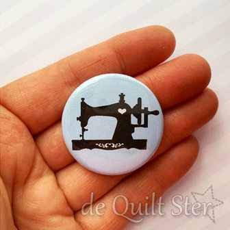 Button Vintage Naaimachine blauw