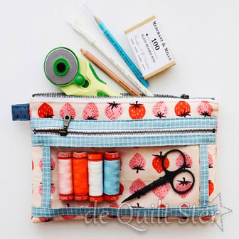 Bijvoorbeeld voor het maken van deze leuke tasjes van Aneela Hoey - verkrijgbaar via de Quilt Ster