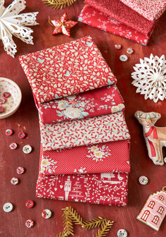Tilda Merry Little Christmas | Holly Red [100621]