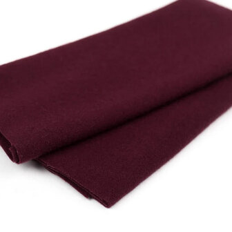 Sue Spargo Wol | LN26 Black Cherry