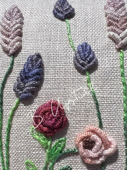 Beth Upstill | Garden of Embroidered Bugs *RESERVEER*