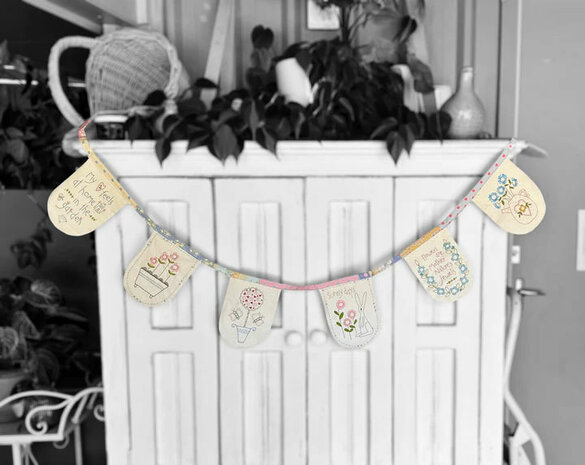 The Birdhouse | Sunny Days Bunting (Vlaggenlijn) [3287]