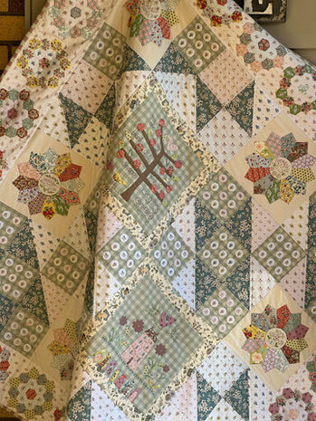 The Birdhouse | Patroon - Light & Shade Quilt [D409]