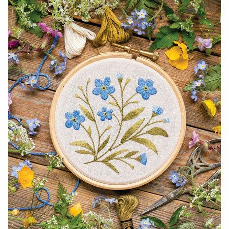 Emillie Ferris | Paint with Thread, in the garden