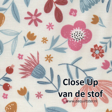 Elena Amo | Blossom and Blooms - Flowers in Pearl [39051-22]